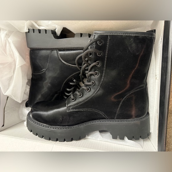 Fashion Nova Glossy Black Combat Boots - Picture 4 of 6
